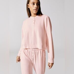 DONNI. Pink Terry Cloth Henley‎ Sweatshirt Relaxed Fit Long Sleeve Size Large